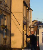 Water fed pole cleaning